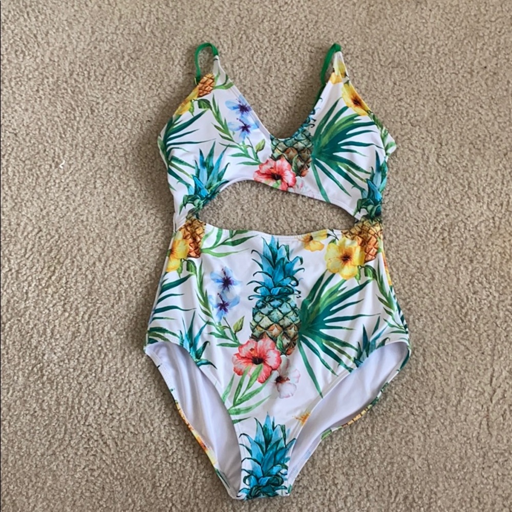 One piece bathing suit